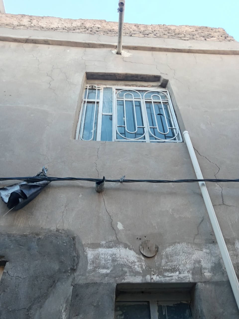 السلام عليكم
دار للبيع طابو صرف
حلة التعيس ثاني بيت عن التجاري
مساحة ٤٧م
سعر ٣٠ مليون
ورثة
الواجهة ٦م
طابقين
عكادة
يحتاج ترميم
للاستفسار***********
***********
*********** ابواحمد لبيع وشراء العقارات في بابل مكتب البيت الأمين حلة نادر الأولى قرب آسواق الجمل ملاحظة نستقبل جميع عروض البيع والشراء والايجار الرهن
