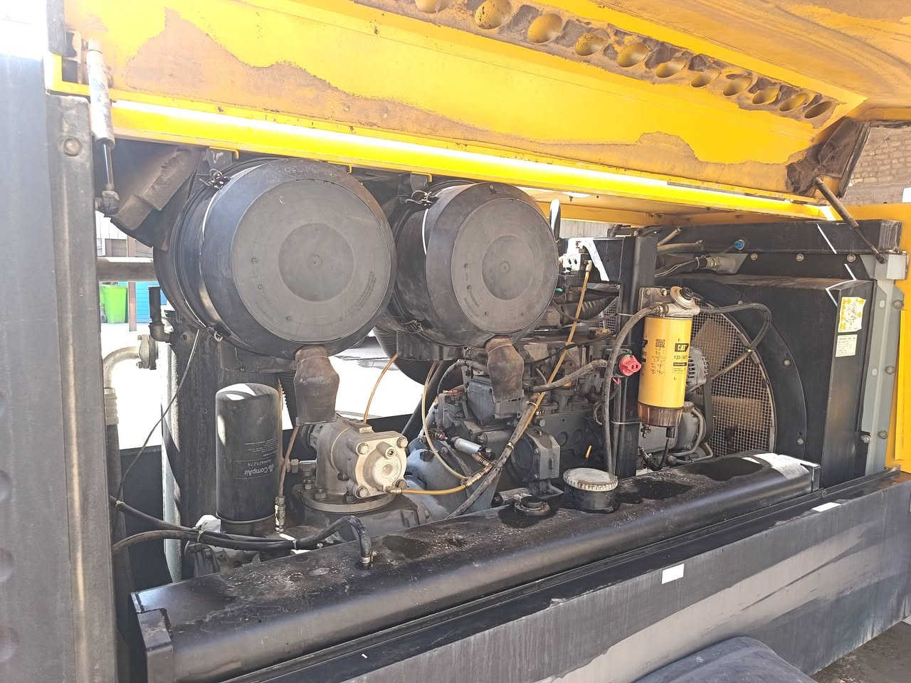 السلام عليكم متوفر كمبريسر مستخدمة دخول جديد
مشتغلة ساعات كفالة عامة تجي تفحص بعينك
موصفاتها يمك بلبليتة مالتها كلشي موضح يمك
سعرها ١٧٠ ورقة تفيدك اتصل ***********
