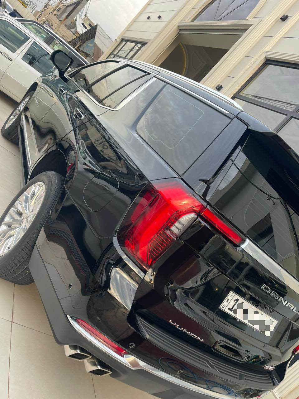 جمسي دنلي 2025 ماشي 11 الف كرت المنصور 
مغلفة ppf كفالة عامة والسونار بالمنشور سيارة جديدة اخت الزيرو السعر 810$ وبيها مجال بسيط 
العنوان بغداد شارع فلسطين 
*********** بغداد, العراق
