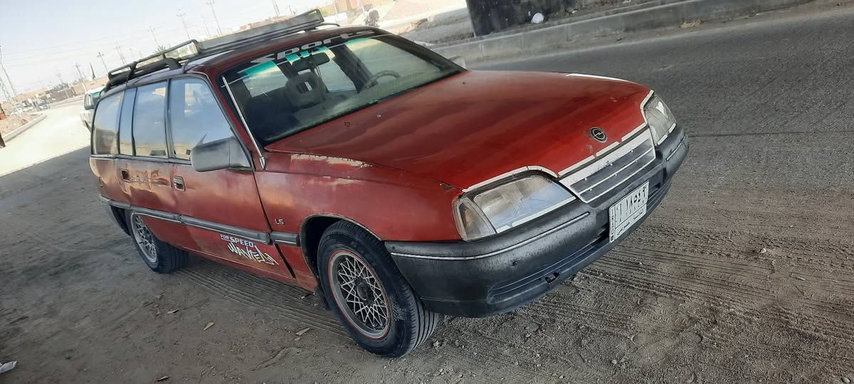 اوبل اوميكا موديل 88 رقم قادسيه مشروع وطني مكينه وكير بلاد شرط جدد كهربائيات كلها شغاله حداديه خير من الله تخم تاير سياره جاهزه مال شغل السعر 18 وبيها مجال قليل مكان السياره ناصريه مركز  الشراي يتصل مكلف بالنشر خاص ما جاوب ولا احد يعلق رجاء شراي تتصل على الرقم***********
