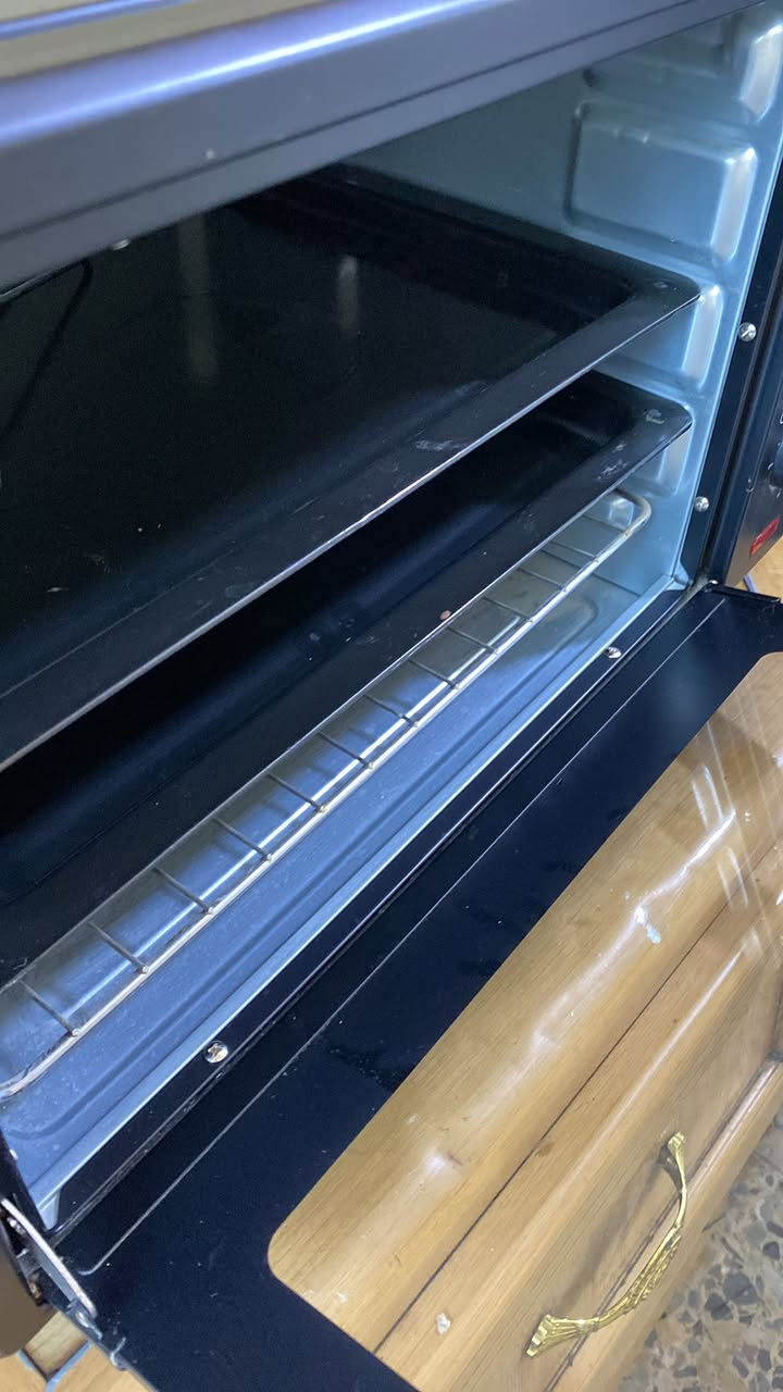 أوڤن رويال جديد مستخدم قليل السعر 50


**إذا كنت صاحب هذا الإعلان وتريد حذفه لأي سبب، رجاءا أرسل رسالة إلى الدعم الفني**