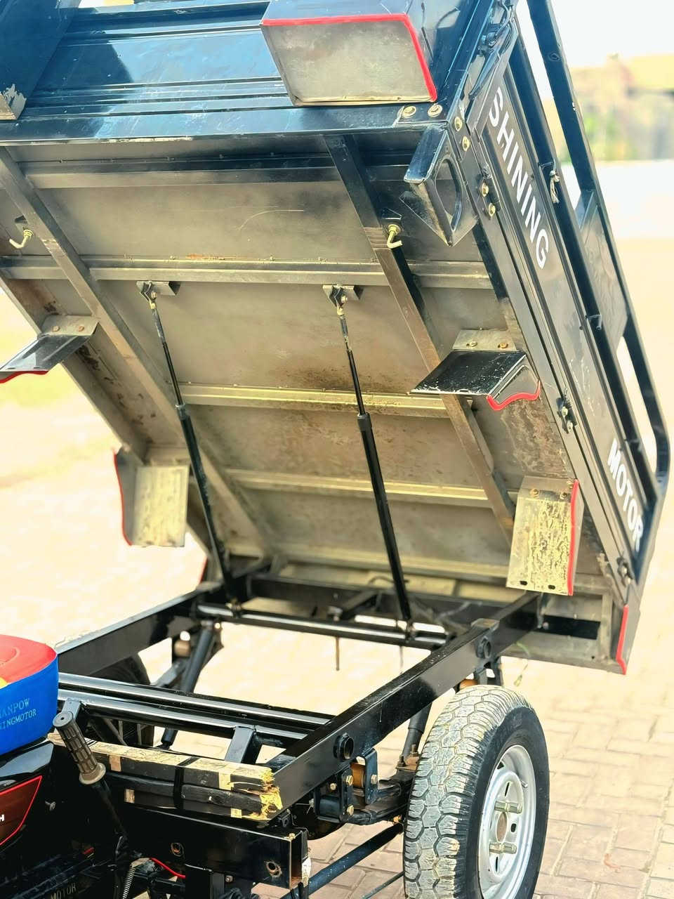 سلام عليكم شباب عندي هاي الستوته موديل 2024 انطي شرط ركبه شاصي محرك مكفوله كهربائيات فوول تخم تاير جوبلس مابي قطره صبغ كله بلادي فول مفول كفاله عامه احلا من الصور مال جناي السعر 1900 شراي اتصل اخليك ع راسي مو شراي اعبر وتحياتي مكاني بغداد *********** بي واتساب
