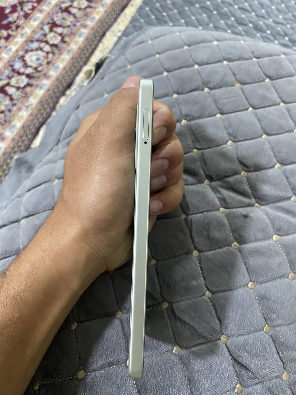 السلام عليكم جهاز OppoA5proنظافه 95/100 ذاكره 256 صحة البطاريه 100 السعر 175وبي مجال العنوان بغداد البياع خاص ورقم *********** وبي واتس

