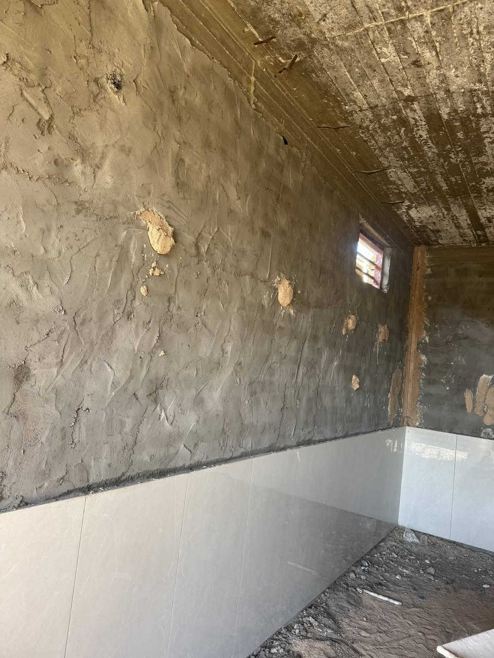 السلام عليكم خلفه لبخ جص سمنت لص اجراره سقل شغل درجه الولى متفرغ حالين الله يرزق  *********** @إشارة
