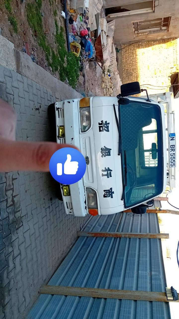 سلام عليكم شباب اقرو منشور وتصل رحمة ع والديكم سيارة بنكو مديل ١٩٩٦ رقم نكليزي تحويل ثاني يوم سيارة بسمي سيارة تيرات خلفية مال فحل وكسن مال فحل سيارة جاهزة عوزة بس كهربائيات سيارة معمرة مو دك علية دكلي معمرة لا رقم بغداد مكاني بغداد شعلة رقم تليفون *********** سعرة 49$
