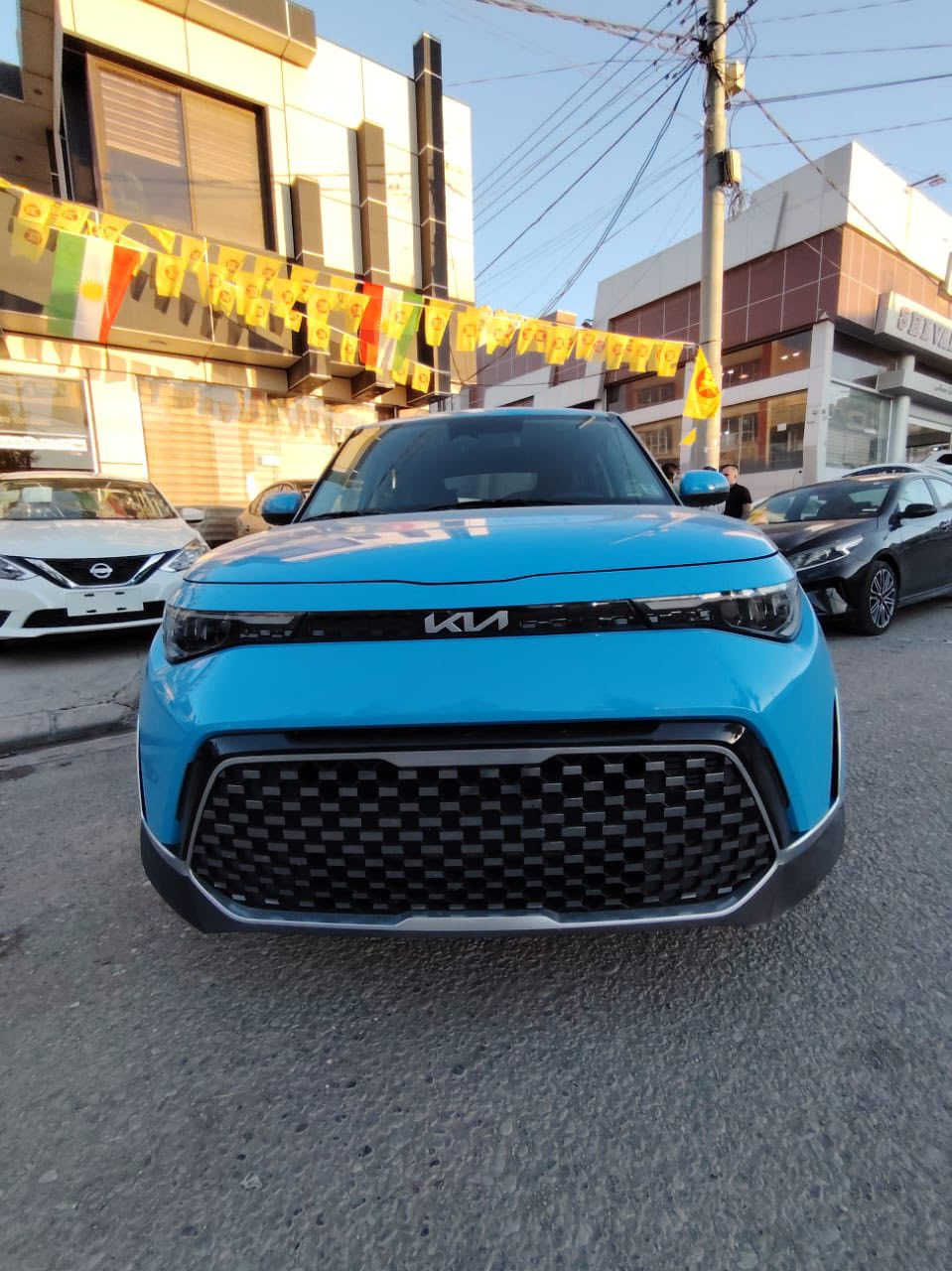 فول عدا البصمة 
رادار ميحيطي 
توقف ذاتي 
كاميرا دوارة 
فتحة 
تدفئة كشنات وستيرن 

٣ قطع صبغ فقط الباب مال سياق تبديل 
سياره صارلي شهرين من طببتها للعراق 
تحويل مباشر 
رقم للتواصل ***********
