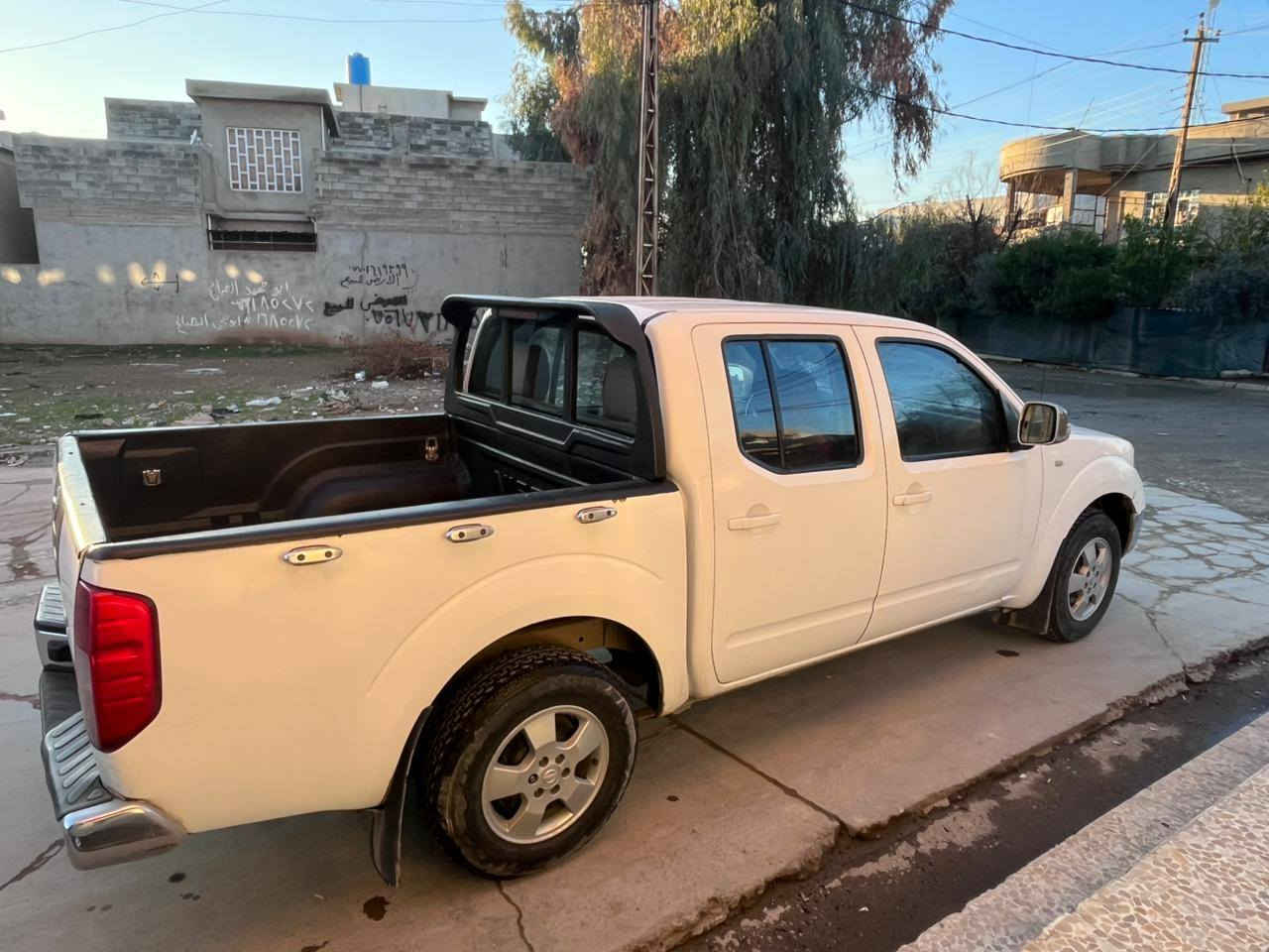 السلام عليكم
نيفارا للبيع موديل 2009مكينه وكير شرط سايره بسمي شرط التحويل
ول الوكالة كابون بانزين موجود سياره بدون حادث فقط صبغ  باب البودي
رقم +هزة+سنويه جديده رقم نينوى
السعر (93)وبي مجال بسيط

***********
***********
