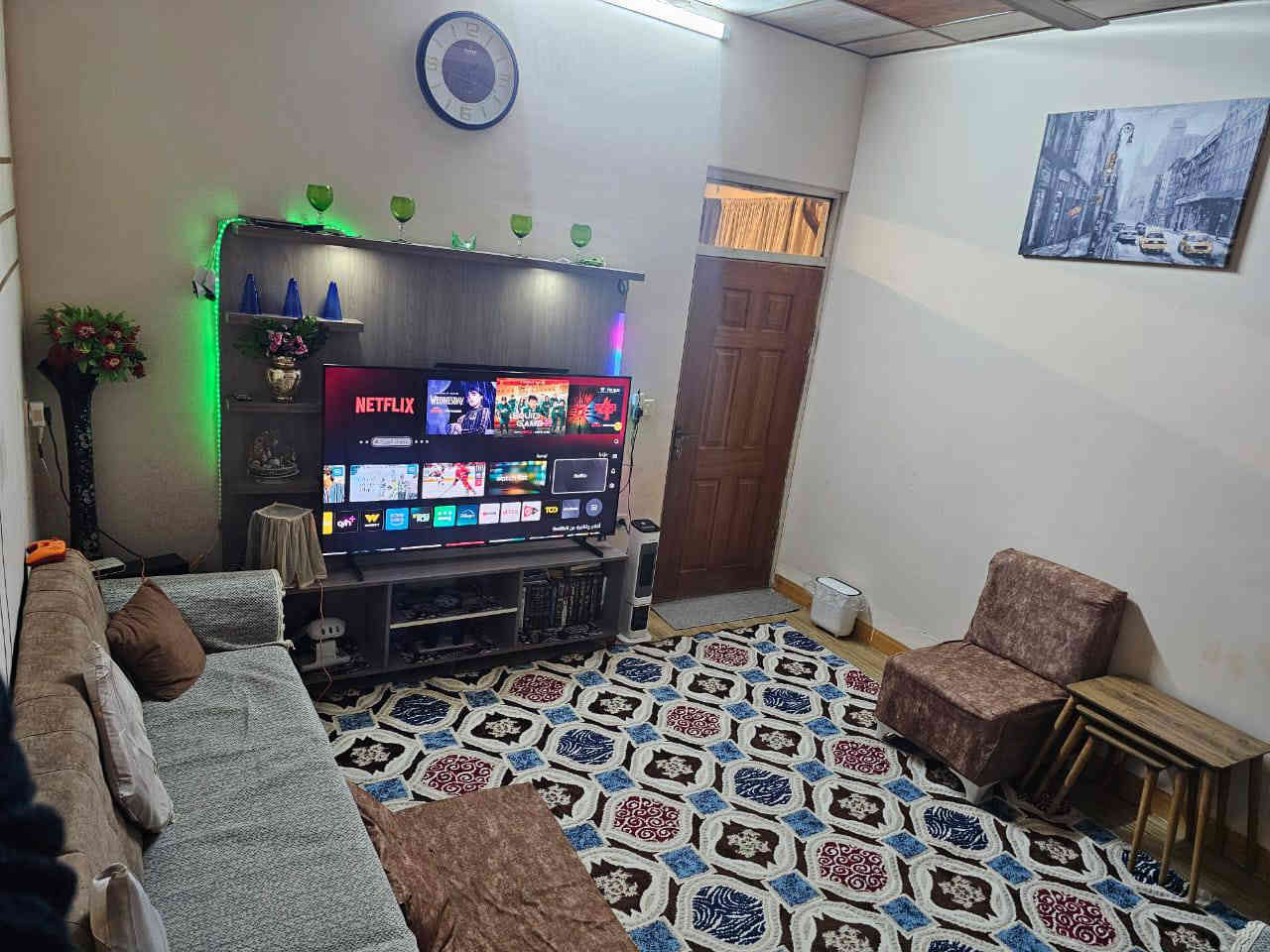 بيت طابو زراعي البيع ١٠٠م طابق واحد يم جامع الحق سعر ٧٠مليون بي مجال واجهه ٦ونص وعمق ١٥ونص قرب دائراة المعوقين مكتب السفير عقار مقابل دائراة المعوقين يم مدرسة باباكركر الاهليه ***********مكتب
