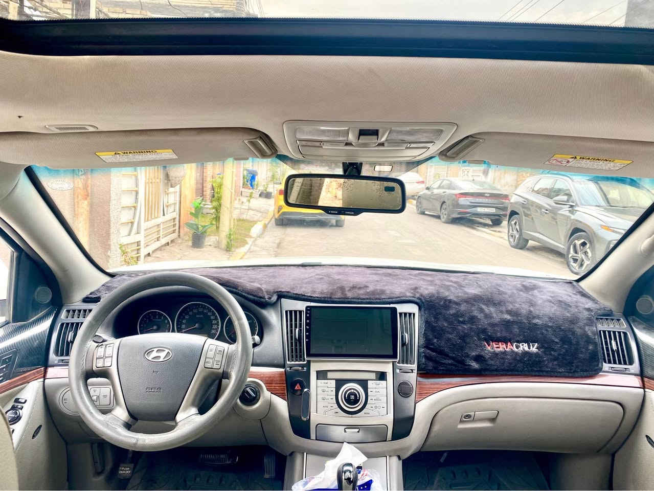 السلام عليكم

هونداي فيركروز للبيع موديل ٢٠٠٨ خليجي فول مواصفات اعلى مواصفات ب الفيركروز رقم سليمانية الجديد  … سيارة نظيفة جداً .. 

المواصفات :

- بصمة 

- فتحة سقف 

-كشنات جلد 

- كشنات تحكم كهرباء 

-٧ راكب ٦قطع تبريد 

-حساسات خلفية 

- كاميرا خلفية 

- شاشة وسطية في الدشبول

- إشاير ب المري 

_مري شفط 

- ثلاث قطع تبريد 

- تحكمات ستيرن

- مثبت سرعة 

- لايت العالي زينون كامل

- خزن ميموري للكشنات 

- محرك 6 سلندر مكفول جديد  

- دواخل كلها صاج 

- تبريد ثلج 100% + تدفئة 

و بعد بيها هواية مواصفات ما ذكرتهن .. السيارة بيها صبغ بسيط جداً موضح في السونار ..

مكاني بغداد السعر 125 قابل للتفاوض  ..

للاستفسار ***********

*********** بغداد, العراق
