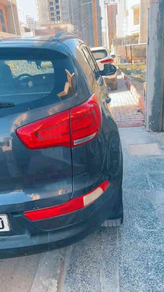 سبورتج 2015 خليجي 

ماشيه 195  الف Km

رقم اربيل الجديد 

هزه وسنويه جدد 

بسمي تحويل ثاني يوم

السياره جديده جدا

كير محرك بحاله ممتازه

صدر امامي خلفي بحاله ممتازه 

مكفوله عدا بيها طخه بالبنيد  مبدل اصلي لان شويه جارد وتبديل دعاميه 

تخم ويل كم 5 ويل 

تحكم ستيرن 

كامره خلفيه 

شاشه كبيره 

جاهزه السياره 
المكان بغداد حي الاعلام تقاطع درويش
*********** واتساب بيه الماسنجر مغلق
