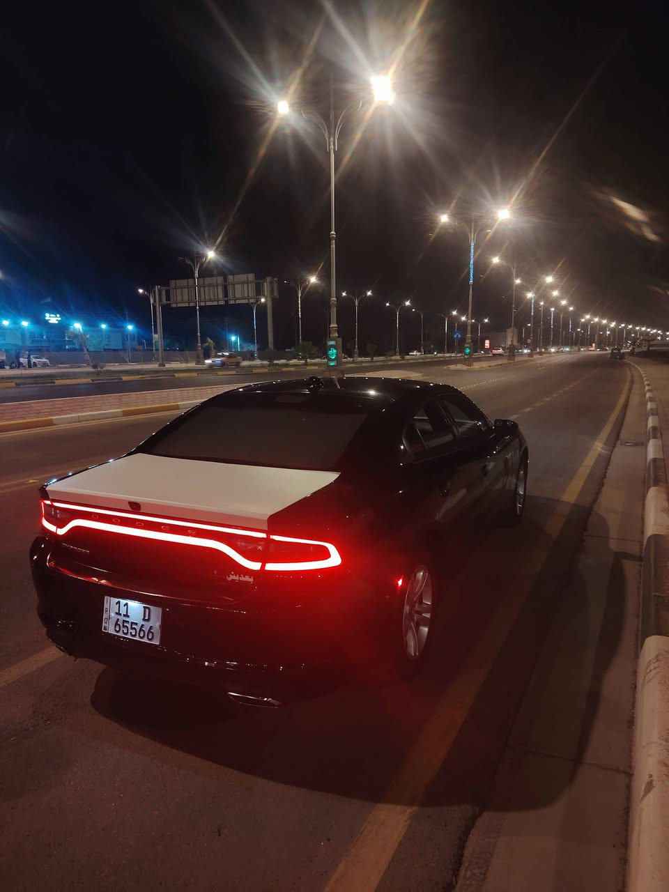 Charger last call 2023
تجي مواصفات sxt 
لايت زنون بلادي
سستم صوت الباين Alpine
شاشة كبيرة
كشن كهرباء
تحكمات ستيرن
تبريد منفصل
ماشية90قابلة للزياده
فحص موقت بدون ارقام 

سيارة جديدة بلادية كتلوكات وارضيات كاملة وبصمات عدد ٢ اصلية

بس جاملغ امامي نفسه وبيه 3 قطع كلير فقط اكلير  بدون ايرباك كير ومحرك وحجر ملاحضه مكلف بل نشر رقم رعيه موجود

***********) (***********
