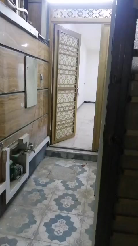 البيت للإيجار قرب النفله السعر ٤٠٠ 
*********** اتصال واتساب
