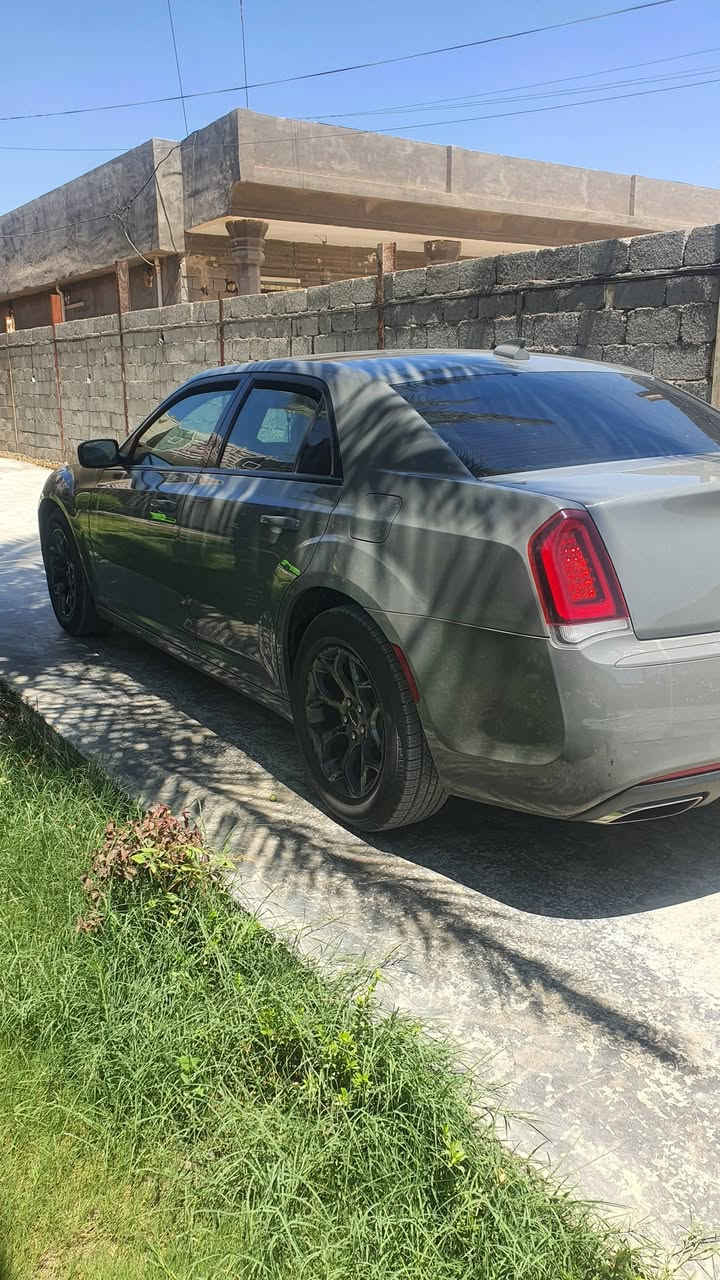 سلام عليكم أوباما أمريكي موديل 19مكفول حلوه وجديده رقم بغداد ماشيه 120 السعر 260 عنوان بابل المسيب رقم ***********
