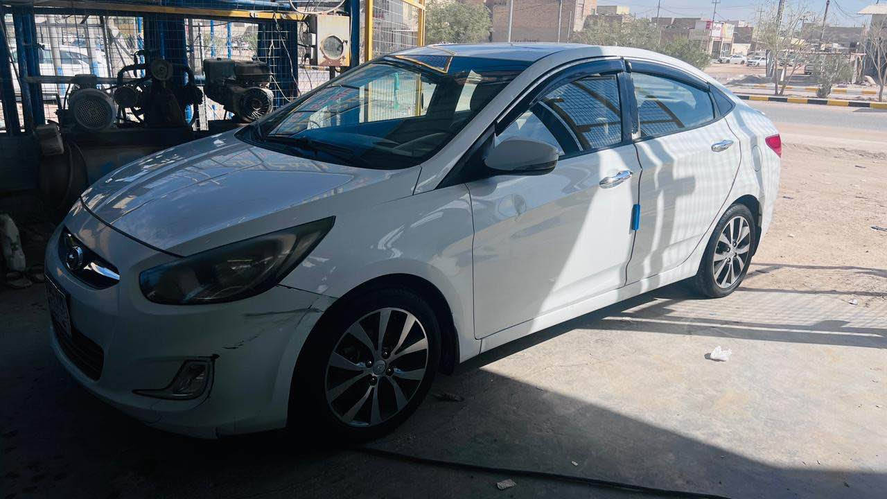 اكسنت موديل 2015 باسمي  محرك 1600 سياره فول مواصفات 
السياره بيه بارد 
السياره جاهزه تبريد تدفئه جديد 
*********** اتصل ع رقم 
السعر 113 النجف, العراق
