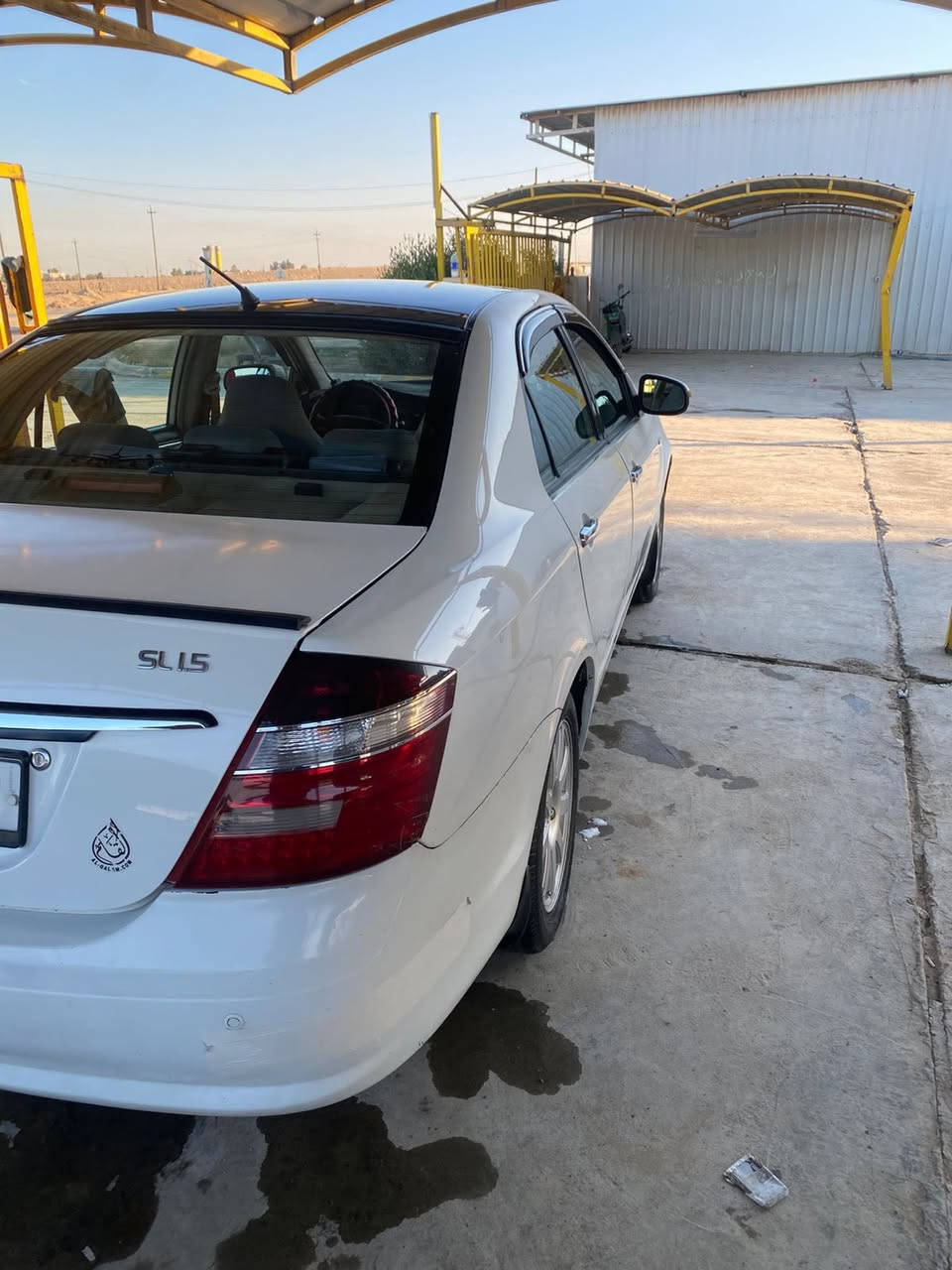 السلام عليكم جيلي موبل للبيع 2013 كفاله عامه 
كير محرك صدر شرط تخم تاير كبل يومين شاده تبريد ثلج تدفئه نار ويل كب حساسات خلفيه شاشه اندرويد كامره خلفيه لايت زنون الاصلي اربع جام كهرباء سياره كامله ماناقصها برغي كفاله عامه من كلشي رقم بغداد دولي سنويه جديده هزه جديده تحويل ثاني يوم السعر ٥٦ بيها مجال للاستفسار ***********
