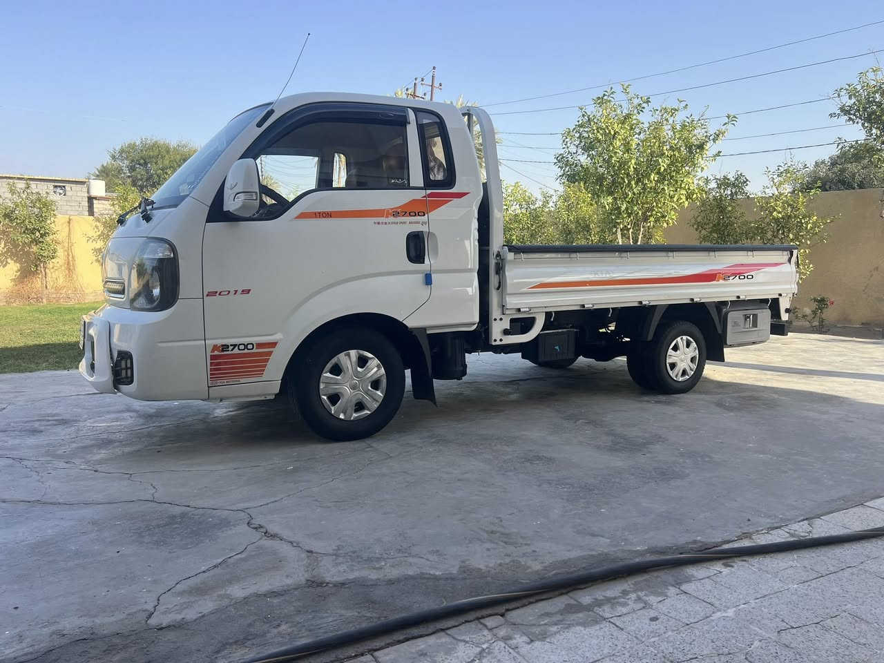 السلام عليكم كيه موديل ١٩ رقم بغداد مكفوله من صبغ والبارد مكينه وكير وأكسل وتبريد خير من الله سعر١٢٧
رقم الهاتف 
***********
***********
