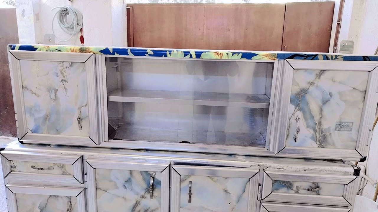 كاونتر الألمنيوم اخو جديد تجي وتشوف سعر 150 الف
لتواصل الاتصال على رقم ***********
