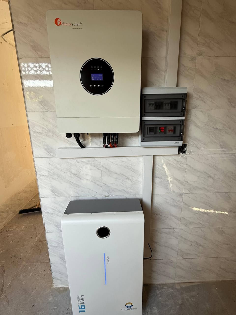 من قضاء #الــعلـم تم ولله الحمد تنصيب منظومة طاقة شمسية
للأخ الدكتـور #سيف_الضامن 16 امبيـر ليلـي 20 امبيــر نهـاري

مكتب منارات المدينة للطاقة الشمسية خيارك الأمثل للطاقـة المتجددة 

#البيــع_بالـنقد_والاقسـاط 

📌 صـلاح الدين/ تكـريت/ العلـم/البـورصة #عمارة_الضامن
للحجز والأستفسار👇👇
المهندس حسن الجبوري 
*********** اسيا
*********** زين
مــنارات الـمـدينـة
