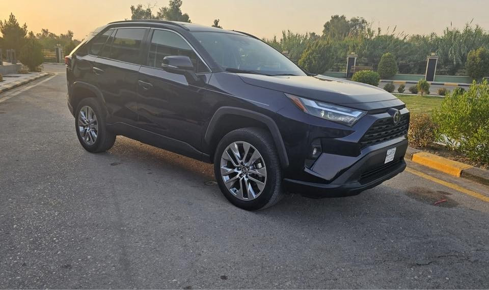 راف فور
 2023 xle بريميوم 
مواصفات فول 
كشن جلد 
فتحة 
بصمة
 رادار امامي و جانبي 
صندوق كهرب 
حادثها تقرير غرق للدوسة من امريكا شغالة  
رقم منفيس تترقم جميع المحافظات عدا اقليم كرستان
مكانها موصل 
***********
