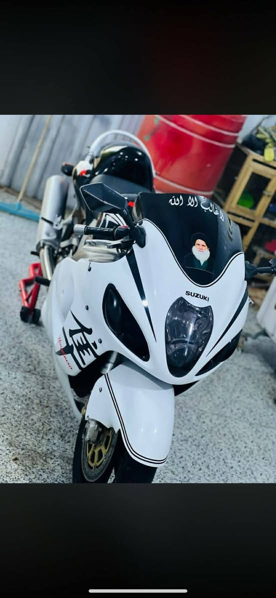 من مرئخصة الادمن
سلام عليكم دراجه بطح هيوزه موديل 2006دراجه نضيفه وحلوه الدراجه مكفوله من السرقه والعشائر 
مكان الدراجه محافظة ميسان العماره
السعر 30ورقه وبيه مجال حك الجيه


**إذا كنت صاحب هذا الإعلان وتريد حذفه لأي سبب، رجاءا أرسل رسالة إلى الدعم الفني**