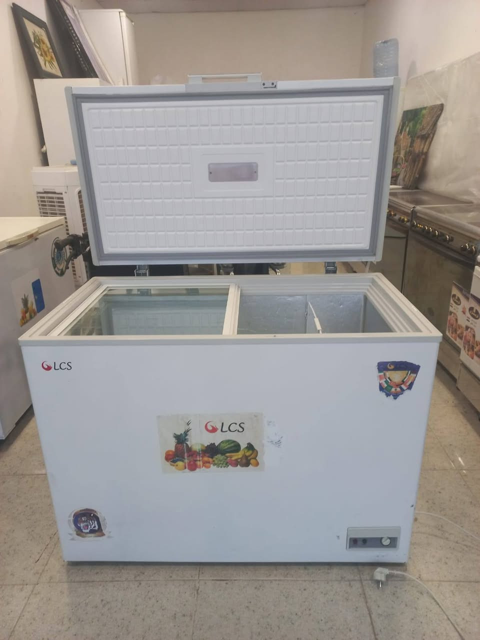 اغراض مستعمله اتصال واتساب*********** *********** للبيع عنوان اربيل بحركه
