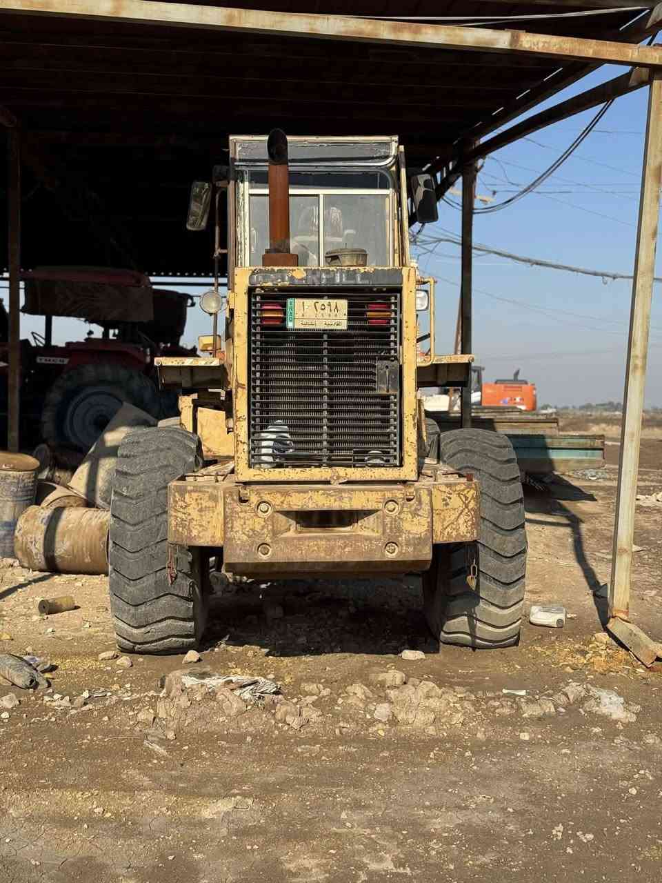 السلام عليكم للبيع كتر 36 جاهز للعمل  مكينه وكير وحداديه وكهربائيات  وتخم تاير باسمي تحويل ثاني يوم 
السعر 130 وبيه مجال حك الجيه
المكان ديوانيه 
الرقم***********
