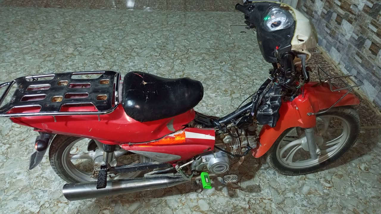 سرفيز للبيع مكينه مكفوله 
كهربائية شغاله نكره سلف 
دشبول جديد بك لايت جديد
درع موجود باتري جديد
ماطور جاهز حته درعه موجود
السعر 450 وبي مجال 
الاتصال ***********
***********
