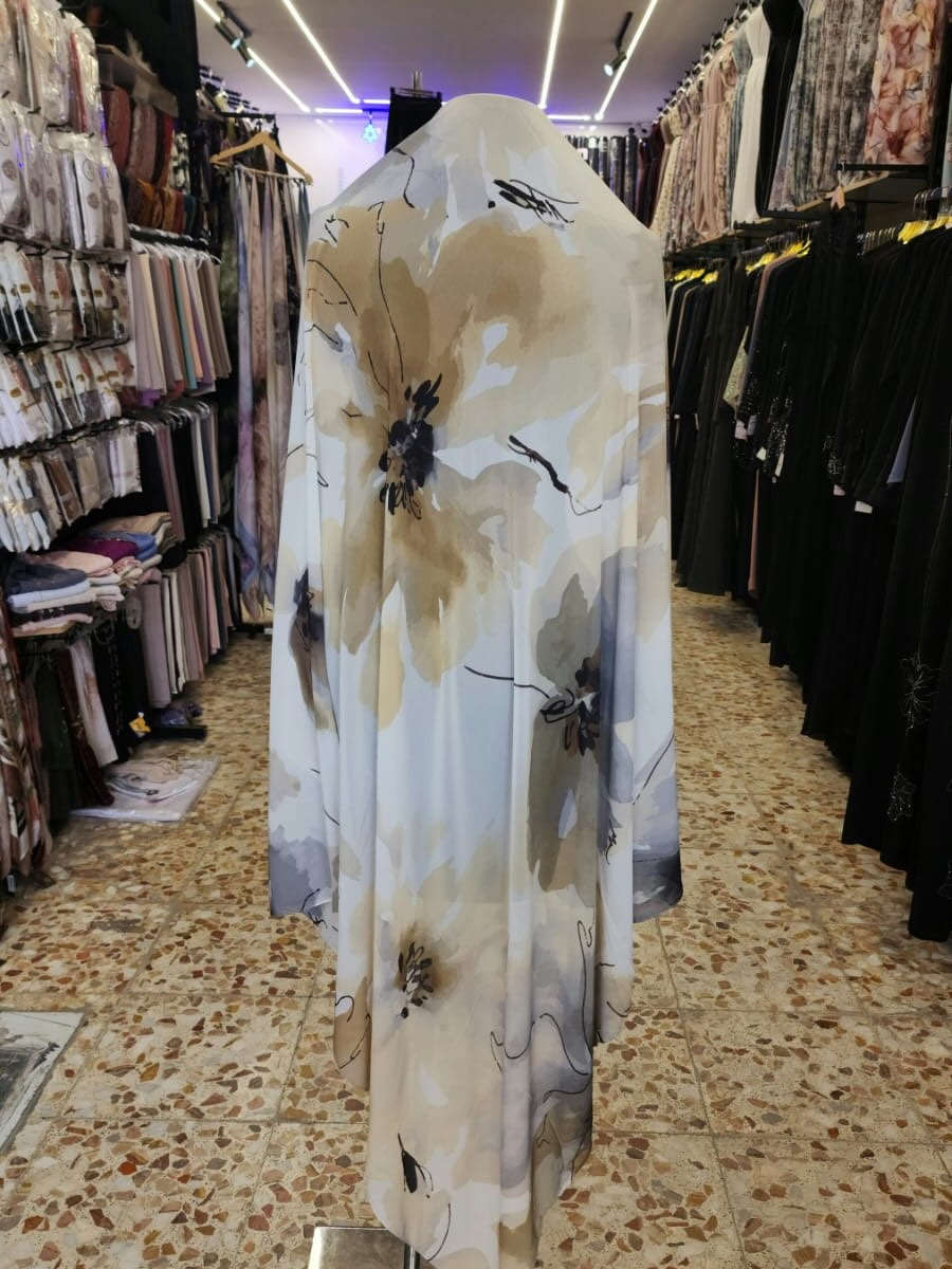 مع عبايه علي الشيباني 🌷 حصريا🌷🌷🌷جميع انواع العبايات والجيب والربطات😍😍😍 وكاله خاصه بمحلات عبي علي الشيباني 🥰ربط جرجيت  قياس١٥٠ للحجز مراسله الصفحه او وتساب*********** يوجد توصيل جميع المحافظات
