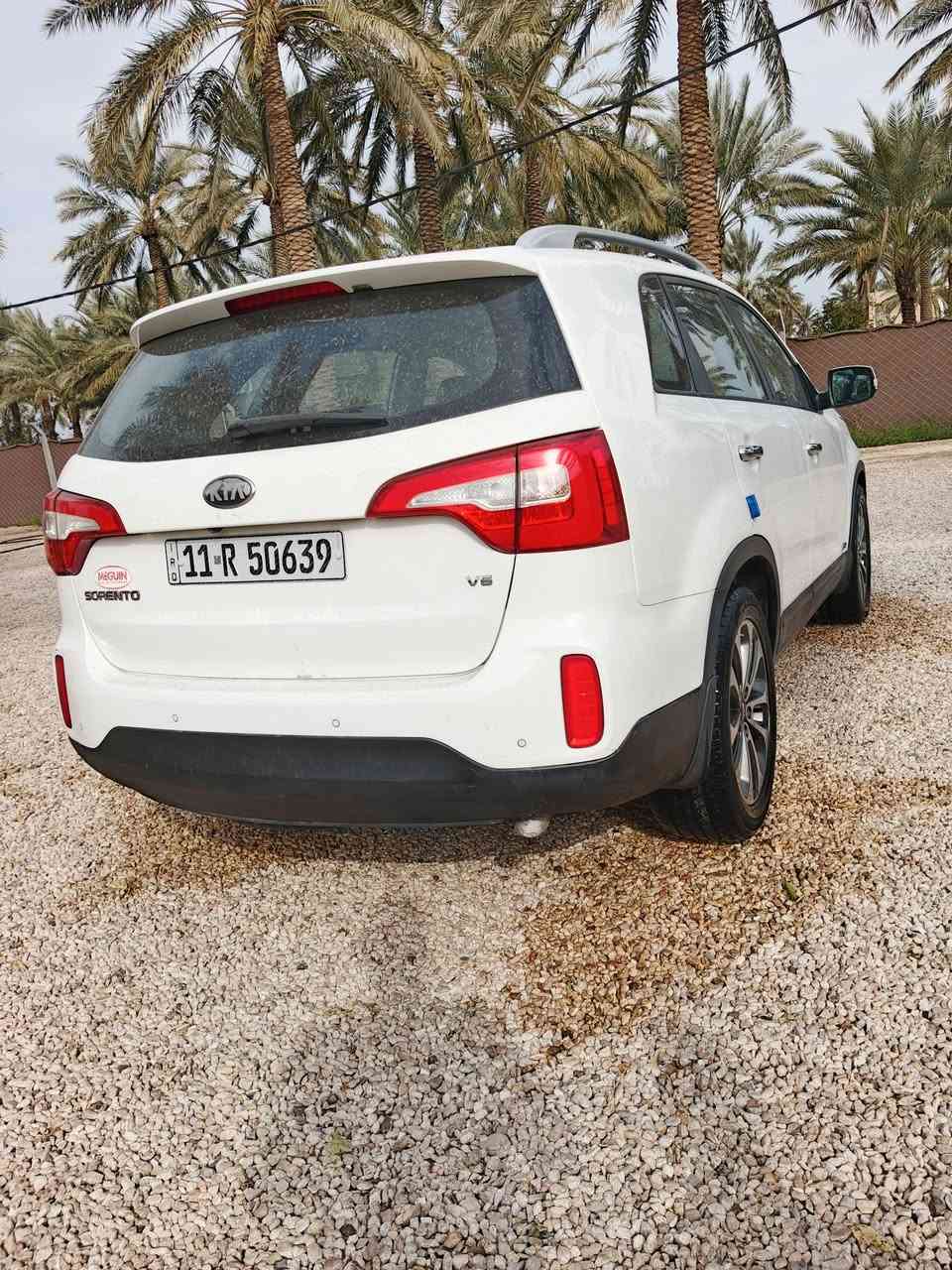 سلام عليكم. للبيع سورنتو موديل 2014 رقم بغداد دولي بأسمي سيارة فول الفول كويتي بيها خشم البنيد صبغ والباقي كفاله كير ومحرك مكفولات تخم تاير تدفئة تبريد 6سلندر 7راكب
بصمه تبريد قطعتين بانوراما السعر 183 وبيها مجال 
العنوان بابل - المشروع 
رقم الهاتف ***********/***********
