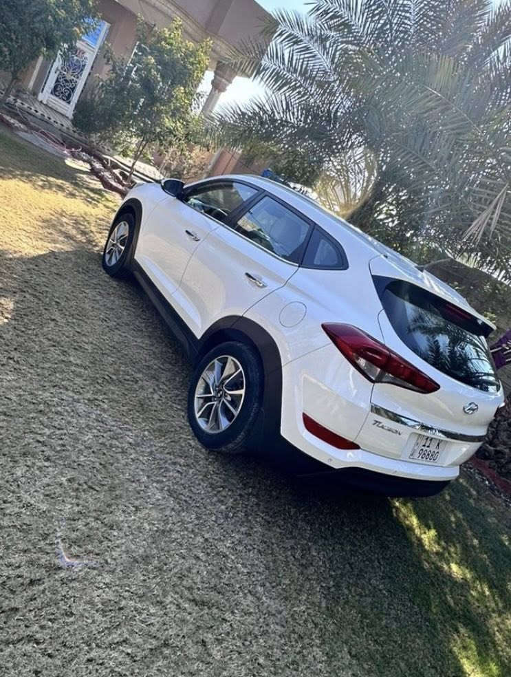 توسان موديل 18 شركه الكاصد كوريه سياره مكفوله من الصبغ ولبارد ولتبديل شرط حته الدعاميات بلاديه السياره  وضع الشركه سونار مع المنشور  السعر 192 اوبيها مجال للشراي للاستفسار ***********
