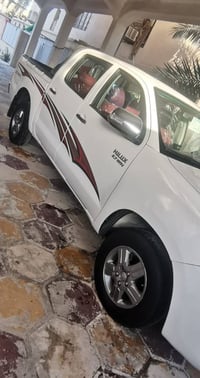 هايلوكس • ٢٠١٤ • اوتماتيك