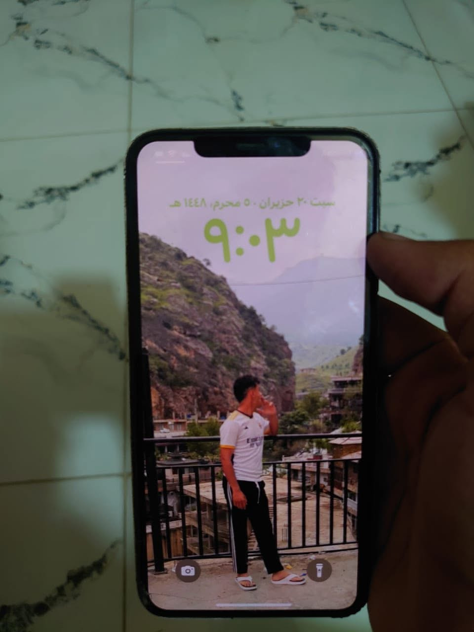 سلام عليكم اكس ماكس للبيع أو مروس ب نوت جهاز مكفول بس ضهر مكسور شوي ومغلف لباقي مكفول من كلشي *********** مكاني شعب
