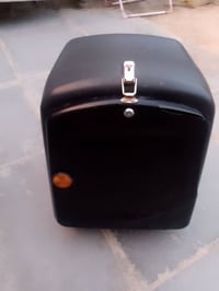 صدوك • اكسسوار سيارة