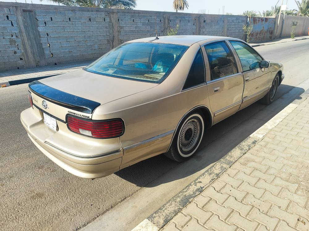 شفر ليت دولفين ١٩٩٣. سياره محرك vvt3000  فيشتين محرك وكير اكسل مبدل خفيف شلعه حلوه مالتهه .  زنون. شاشه.  حداديه ٧٥ بلميه.  كشنات كهربائيه. تخم تاير.  سنويه ساقطه. رقم بغداد.  تريد تحول. بخدمتك  سياره مو بسمي. بسم واحد. هم بلبصره. حائز   يحولك لو وكاله.   سعر. 35 وبيهه مجال الي. مو شراي. لا يتعبني     رقم. الهاتف *********** البصرة, العراق
