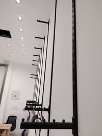 ديكور محل البسة للبيع للاستفسار ٠٧٧٠٥٧١٤٩٣٠