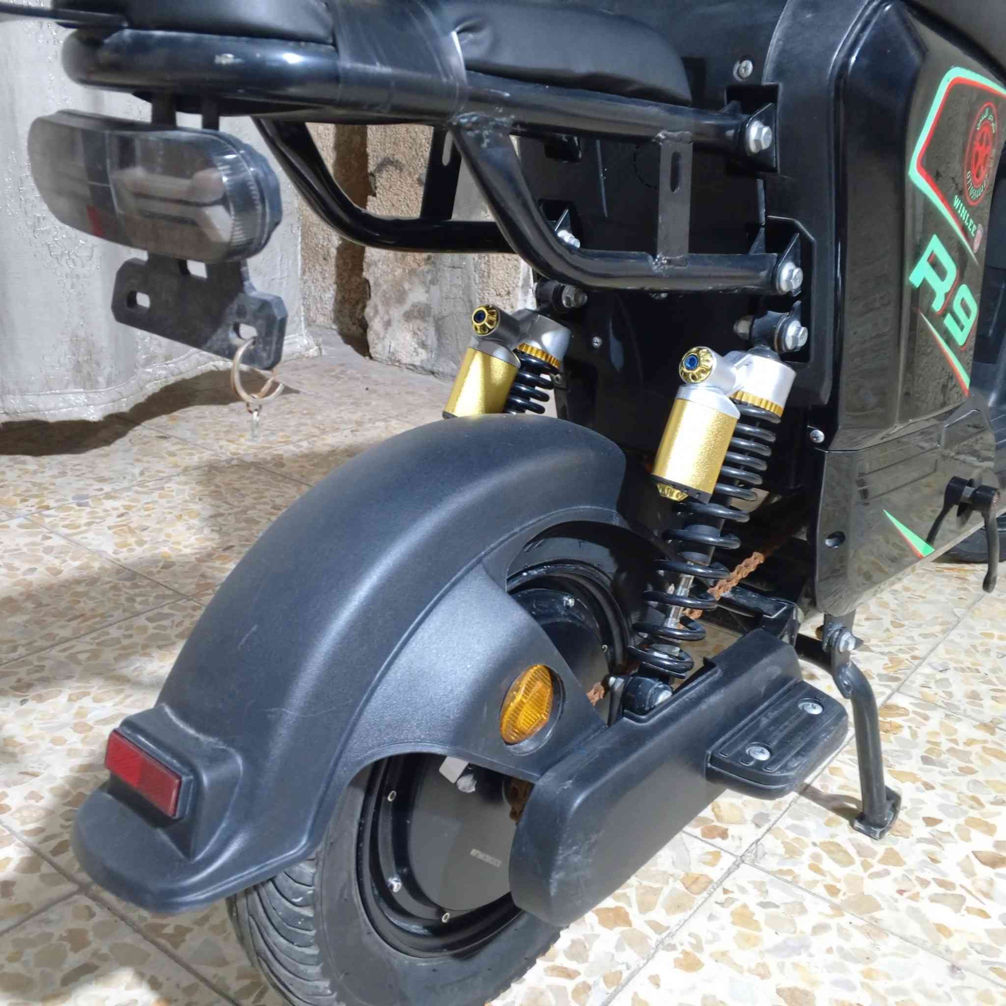 دراجه R9.ستخدم اربع اشهر النقص البيها جاملغ امامي وبطاريا ول سعر 475 وبيها مجال


**إذا كنت صاحب هذا الإعلان وتريد حذفه لأي سبب، رجاءا أرسل رسالة إلى الدعم الفني**