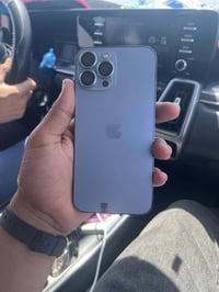 هوايه موصيني على ١٣ برو ماكس بلادي  بطاريه ٨٥ 😍😍 مكفول نضافه١٠٠  ذاكره...