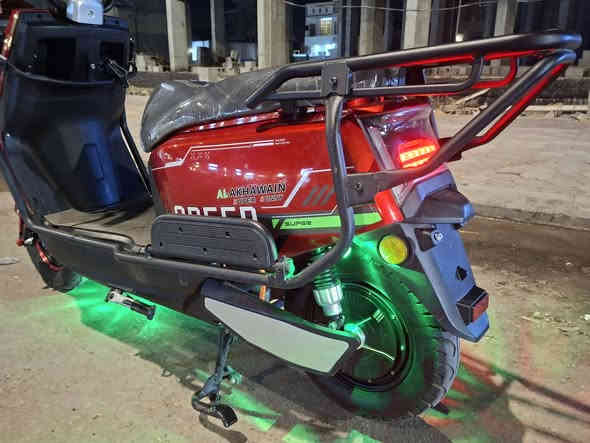 مكلف بالنشر 
صاحب الدراجه متوازي عليهه 
دراجه شحن كلش نضيفه بعدة بالوووك للبيع مع بصمات ٢ وسيج ٢ وريمونت ٢ دراجه ماشيه قليل مشدودة جديد نظافه ١٠٠ %١٠٠ لشراي يتصل ***********
