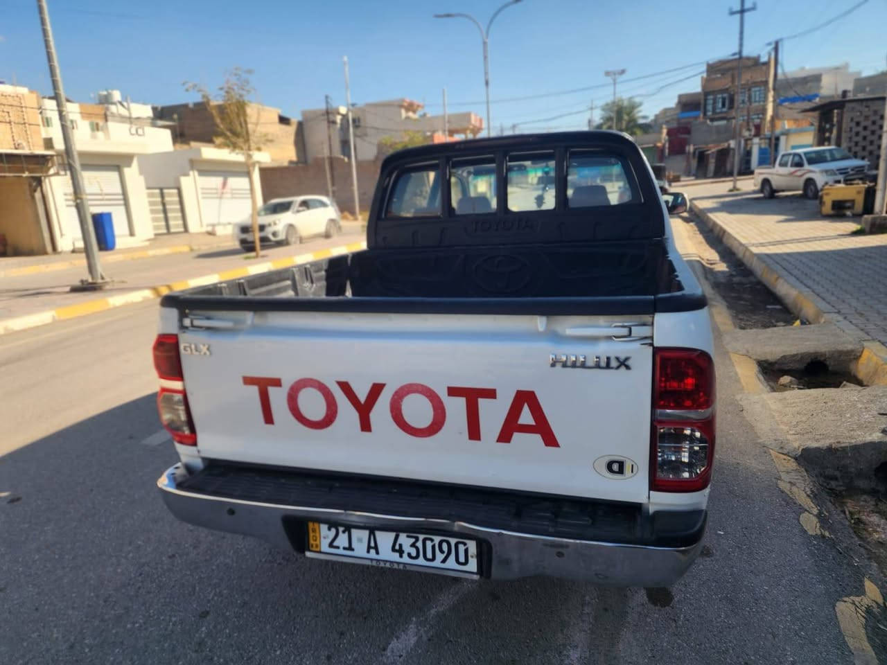 مرزي ٢٠٠٩ مكفوله كفاله عامه مكاني ديالى جلولاء مكلف بلنشر صاحب السيارة ***********
