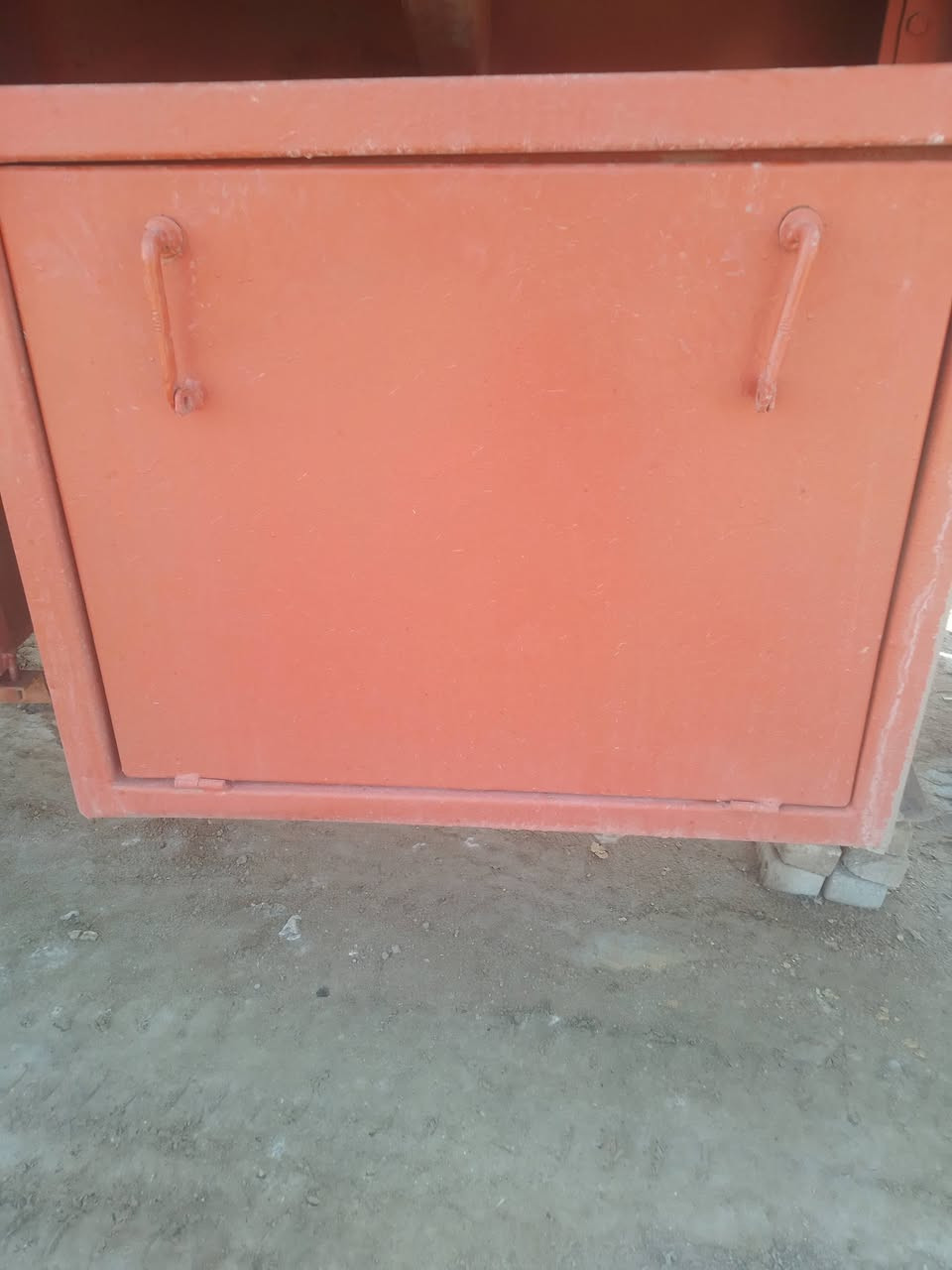 للبيع مطبخ وقاعده سبير وتانكي كاز رقم راعيهن ***********
