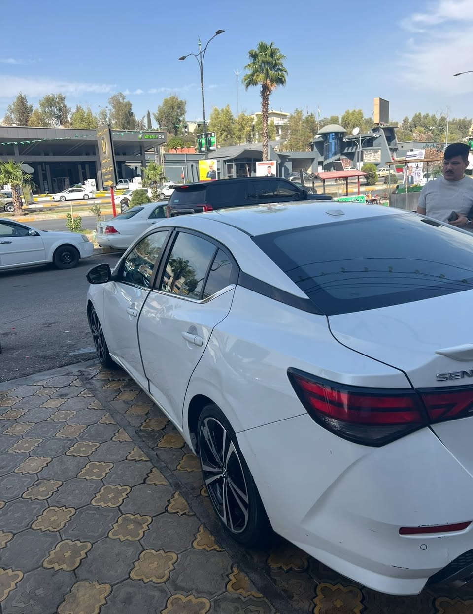 نيسان سنترا 2021 SR بلس فول مواصفات اللون ابيض رقم اربيل سنوية بأسمي تحويل ثاني يوم حادثها موضع بالسونار السيارة صدر كير محرك مكفول لغد شاصي مكفول 
المواصفات رادار 360 درجة توقف ذاتي قيادة الية تحديد مسار نقطة عمياء فتحة شاشة كبيرة كاربلي كشن كهرباء ستيرن تدفئة كشنات تدفئة الكشنات كلها جلد السيارة بصمات عدد 4 كاميرة 360 درجة لايتات عدسات وحاجب السيارة انارة LED كلها بلادي سماعات ومضخم بلادي ماشية 60 تقريبا تخم تاير جديد صدر جديد تبريد وتدفئة مناخي منفصل ويل كب بلادي باتري جديد وبعد بيها هواي مواصفات العنوان بغداد الدورة السعر 130 ورقة وبيها مجال للشراي للتواصل ***********
