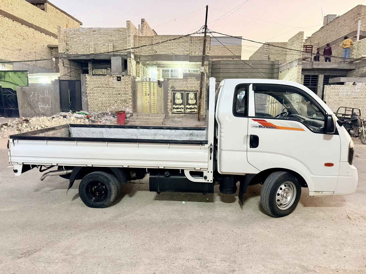 سلام عليكم كيا مسكر لل بيع 2014 مكفوله كفاله عامه كير محرك حداديه كله جديد تبريد تتفئه كله جديد لعنوان بغداد مدينه الصدر سعر 120 وبيه مجال ***********/***********
