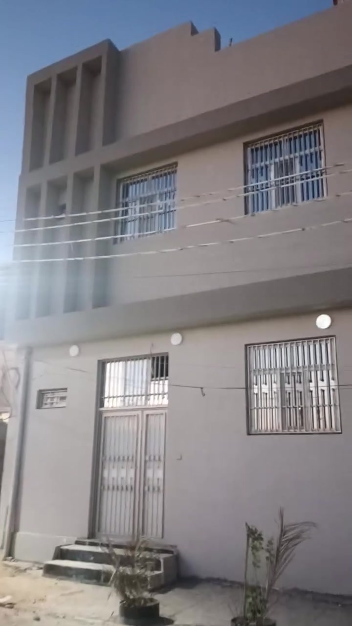 بيت للبيع 40متر طابقين الواجهه 8 بناء جديد حي الوفاء ع قوس الهنديه 
للاستفسار مكتب سيد مثنى الجابري
‏‪***********‬‏
