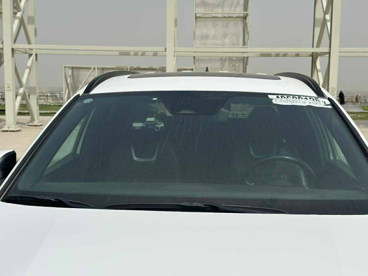 هونداي سانتا كروز 2023 ( Limited ) وارد أمريكي ليبل واحد حادثها موضح بالصور فقط خارجي وغراض الخارجيه وياها ندزت 
السيارة فول مواصفات 

اربع وضعيات قيادة ( Sport ,Normal,Smart,Snow )

اربع كاميرات محيطيه 360 درجة 

فتحة سقف 
محرك 2500 تيربو

كشنات جلد ( تدفئة و تبريد ) ثلاث درجات مع مساج 

رادارات 360 درجة 
كامرات 360 درجة 

نظام تحديد مسار و النقطة العمياء 

قيادة شبه ذاتية 

مثبت سرعة و تنبيه ما قبل الاصطدام  

شاشه تدعم ابل كار بلي واندرويد اتو 

كشنات تدفئه تبريد 

سايد بريك دكمه 
صندوق مغلق بقفل
شاحن وايرلس 
منفذ طاقة 220V
بعد مواصفات هواي
السعر ١٨٠ وبيها مجال او مراوس بأقل


**إذا كنت صاحب هذا الإعلان وتريد حذفه لأي سبب، رجاءا أرسل رسالة إلى الدعم الفني**