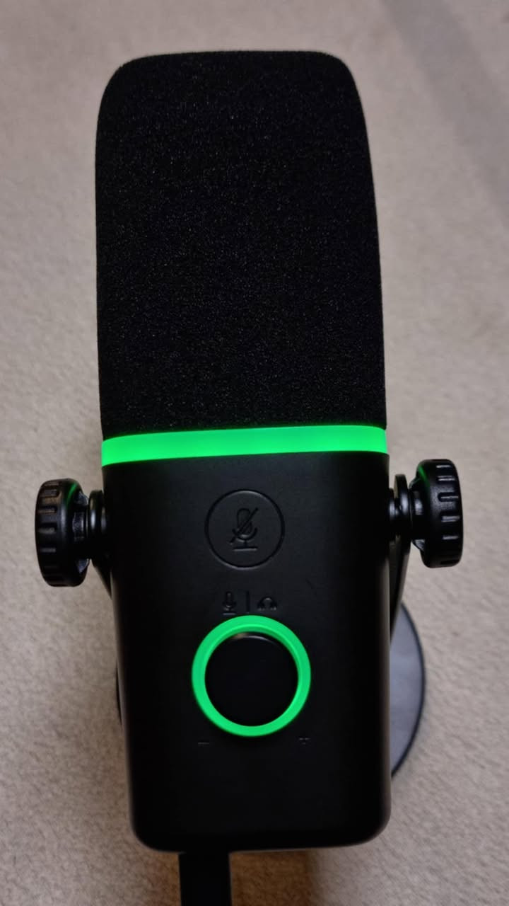 مايك usb/XLR من شركة zealsound
مايك مناسب للبثوت والبودكاست ومستخدمي pc
ميزة عزل صوت وكتم وتحكم باضاءة RGB
الي مهتم يتواصل خاص موجود بيه عينة اختبار لصوته


**إذا كنت صاحب هذا الإعلان وتريد حذفه لأي سبب، رجاءا أرسل رسالة إلى الدعم الفني**