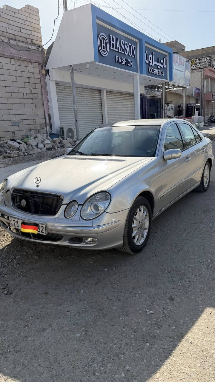 السلام عليكم مرسيدس 211w 2006 ادوات مكفولة من الكصه والصبغ السيارة حاليأ بيهه حادث بسيط دعامية وشباج فقط الباقي كفالة كير عادي 7 نمر مكينة 4 سلندر تيربو أكرر السيارة مكفولة من الگصة السيارة جديدة واحلا من الصورة ماشيه 80 الف مكان السيارة العمارة اني مكلف بلنشر للاستفسار الاتصال على رقم راعية ***********
