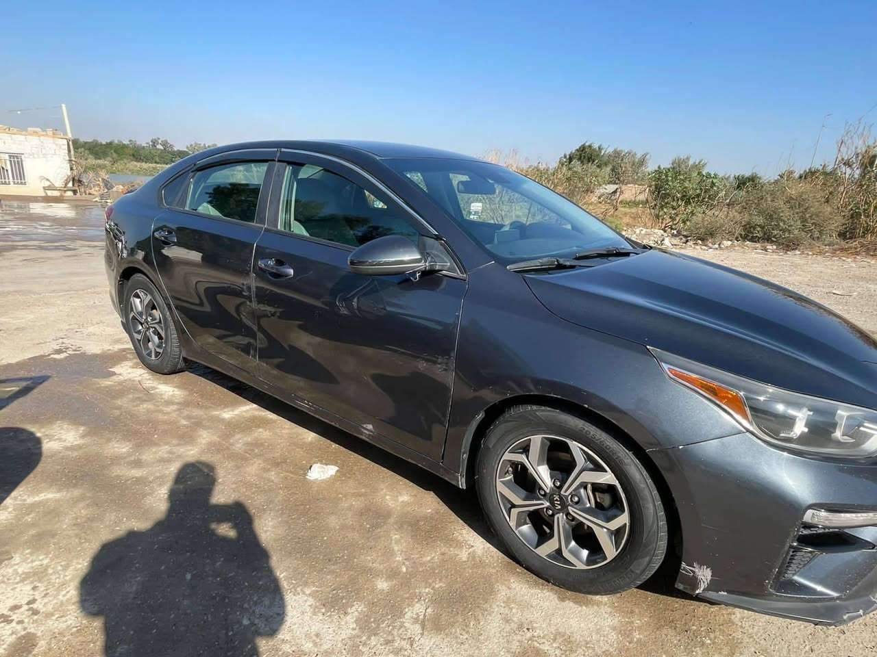 السلام عليكم
للبيع كيا فورتي موديل 2019 وارد امريكي حادثها بسيط جدا. 
لغود شواصي كفالة. جاملغ نفسه معمر مثل ماموضح بالسونار 
 مكينة دوش 2000
بأسمي تحويل ثاني يوم 
السعر 132 وبي مجال
تاريخ السونار 2025/12/15
 للتواصل ‏‪0771 175 6267‬‏
