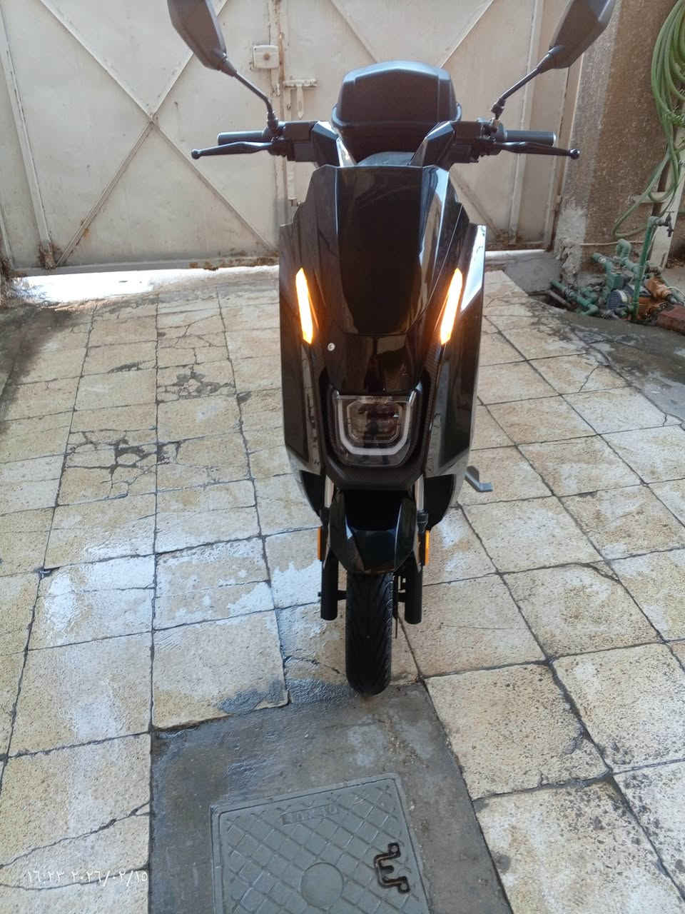 من رخصة الادمن المحترم
للبيع دراجة شحن ماركة كيرين ( Keren )
ماخذه جديد بتاريخ 5/2/2026
بعدهي على وضعها لم تستخدم 
المواصفات
سرعة 60 KM
كروز سرعة
سرعتين
رجوع R
لايت عالي ناصي LED
بك لايت LED
اشاير يمنه يسره + دبل اشارة
شاشه ديجتل
صندق دبل ستاند
خوذه اصليه 4 حركات
بصمة تشغيل + جهاز انذار 
شريط سكن اخظر تحت الدواسه
بطاريات اصليه عدد 6 وليس 4
العنوان الكرخ
السعر 1500000 وبيها مجال شي بسيط
للاتصال ***********
