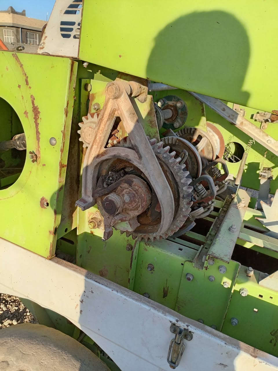 السلام عليكم كابسه قرش باب ثاني للبيع كلش نظيفه والسعر مناسب مليونين ونص نهايهه المكان اجبله رقم الهاتف***********
