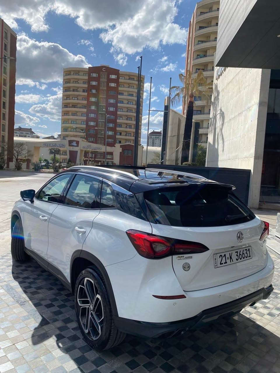 MG ONE 2023
‎سفری شەریکە
‎فول فول مواسەفات
‎١٥ گەلا خوار سیعری شەریکە و + تۆزێک مەجال
‎پانۆراما
‎کوشن جلد
‎کوشن کارەبا 
‎کوشن هیتەر
‎سوکان هیتەر
‎رادار ٣٦٠
‎حاسە ٣٦٠
‎ئۆتۆ ستۆپ 
‎بریک بەصمە
‎لایت لید
‎شاشە گەورە و ئەلکترۆنی
‎گێچ ئەلکترۆنی
‎٥ کامێرە
‎کامێرە ٣٦٠
‎مەکینە ١٥ تۆربۆ
‎٥ مۆدی لێخورین 
‎٣٢ هەزار کم رۆشتوە
‎بەناوی خۆمەوەیە
‎دەعامی بۆ دەعامی بە شەرت
‎١٧٥ گەلا و معامەلە
‎لە سلێمانیم
*********** السليمانية, العراق
